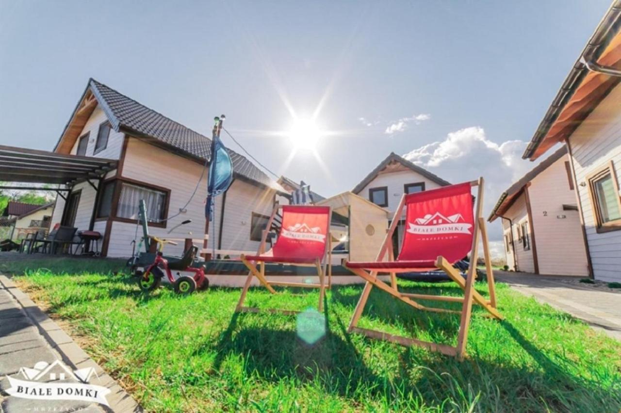 Biale Domki Mrzeżyno Buitenkant foto